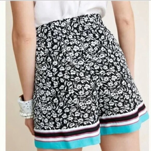 Maeve by Anthropologie Scarf Printed Shorts Size Medium Black Floral Flowy - Picture 2 of 11